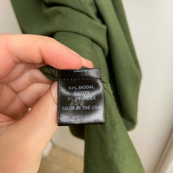 Linear Collection Dress - Picture 3 of 3